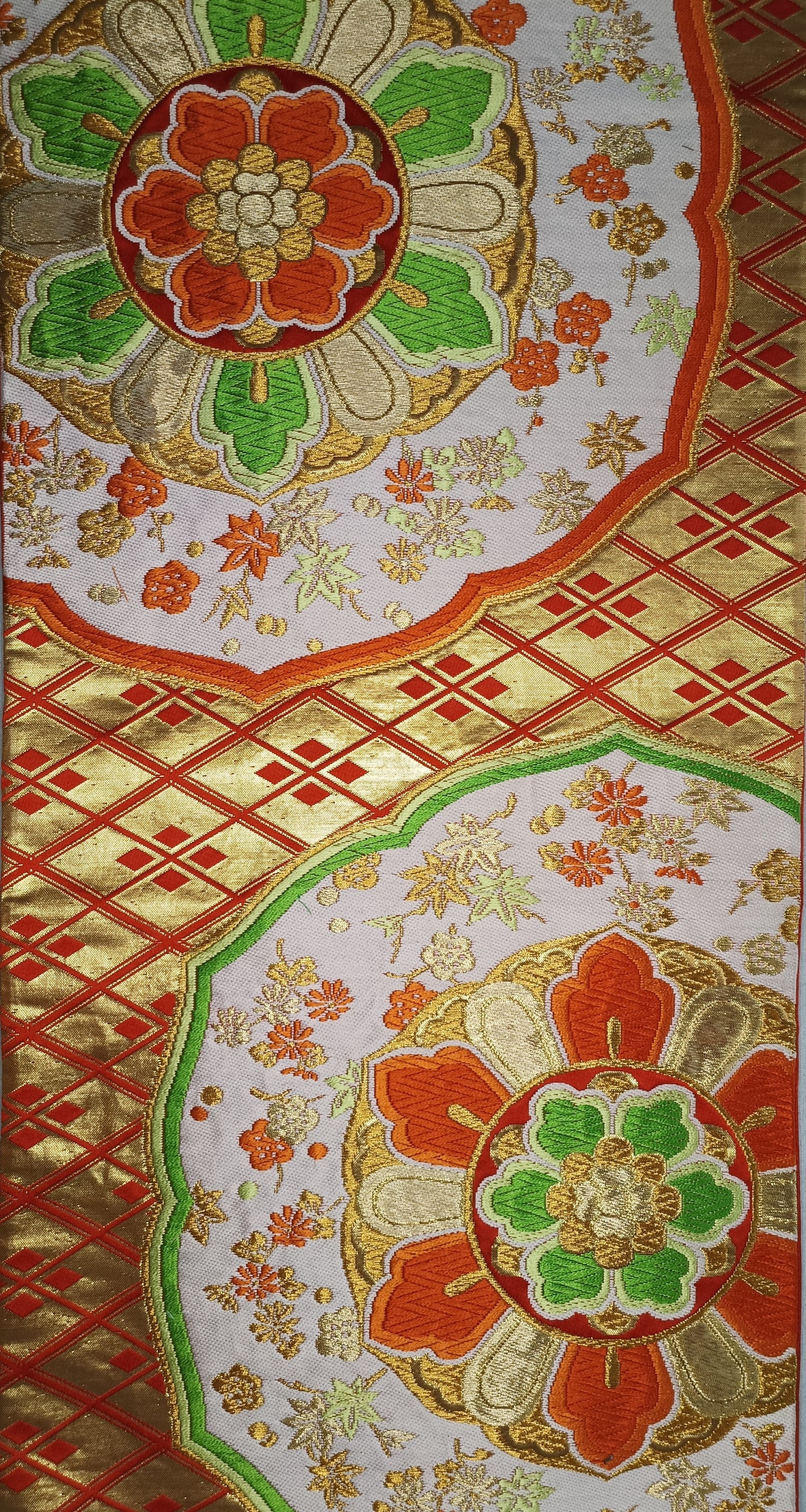 Sac baguette unique en tissu japonais vintage (obi). Fait main en France. Élégance, symboles japonais et upcycling textile.