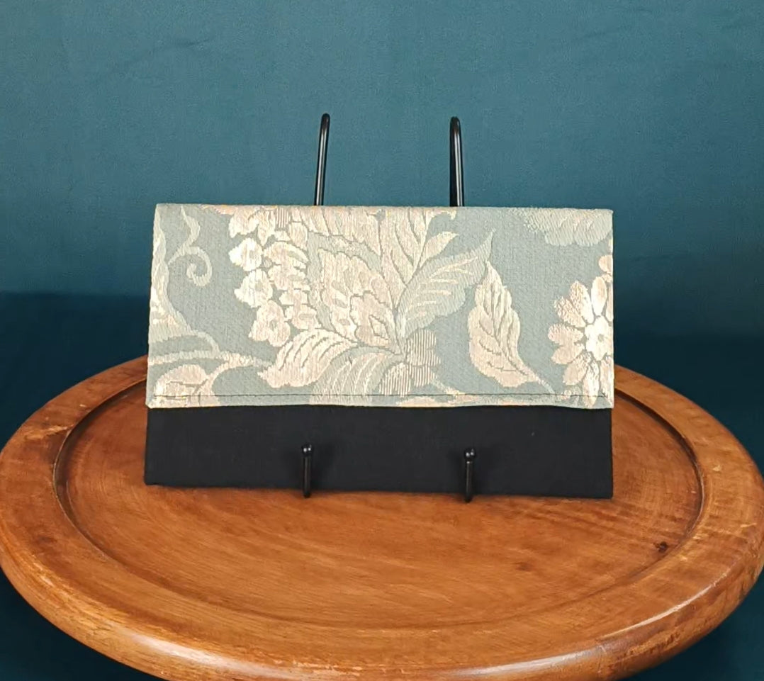 Beppu - la mini pochette - motif Kiku Botan