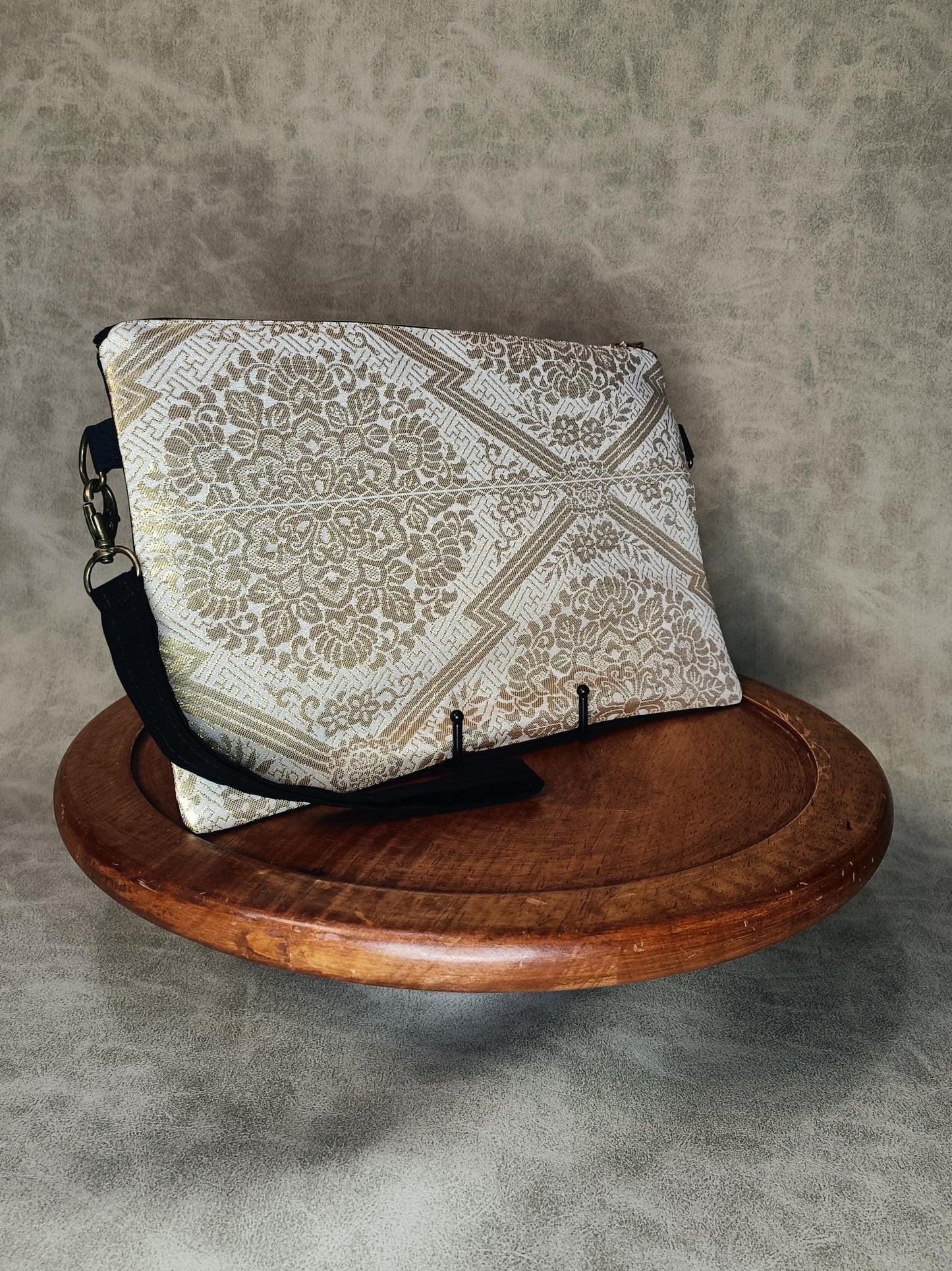 Nara - La pochette de soirée - Motif kawagishi