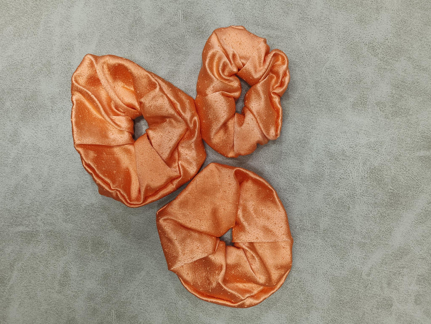 Chouchou en soie pour cheveux épais
